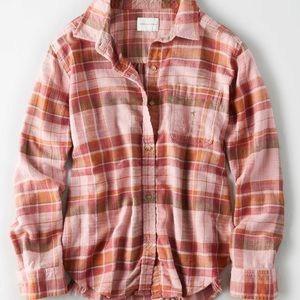 American Eagle distressed flannel